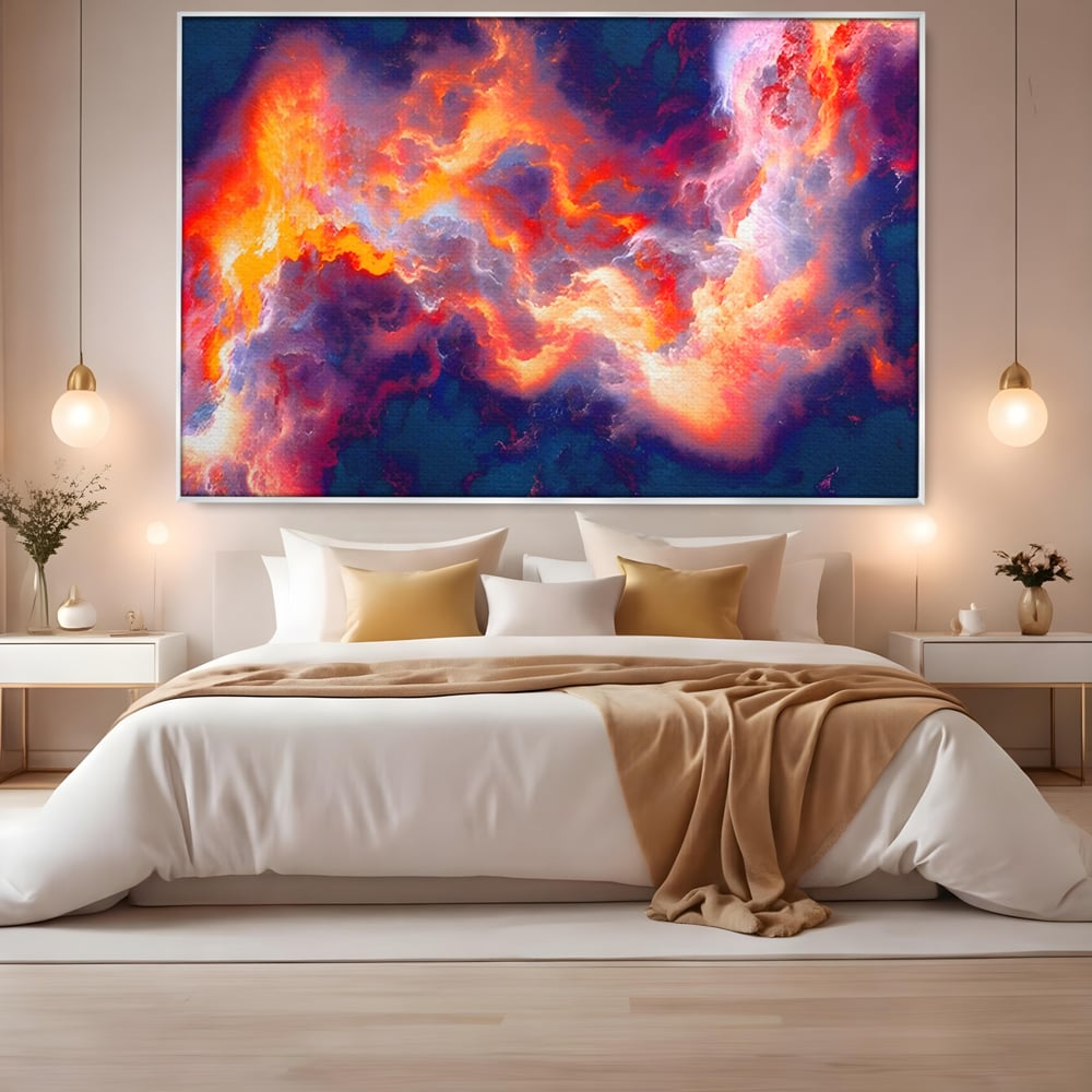 Tablou canvas cu tablou canvas cu nori abstracti, in rama de aluminiu argintiu, pe perete intr-un dormitor